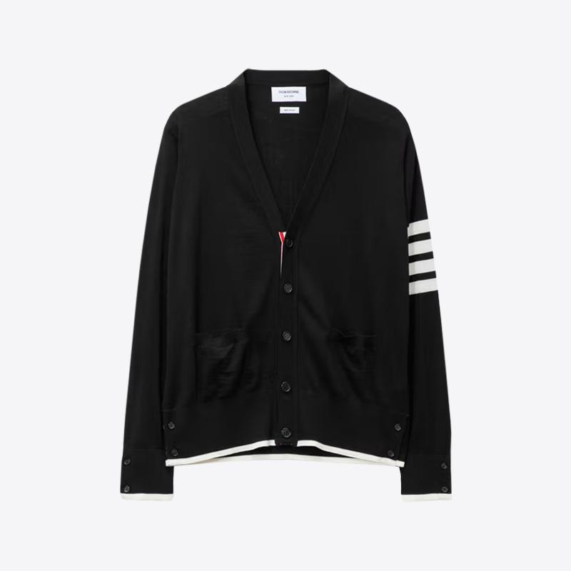 톰브라운 남성 파인 메리노 울 사선 릴렉스 핏 가디건 (블랙) MKC002D Y1014 001