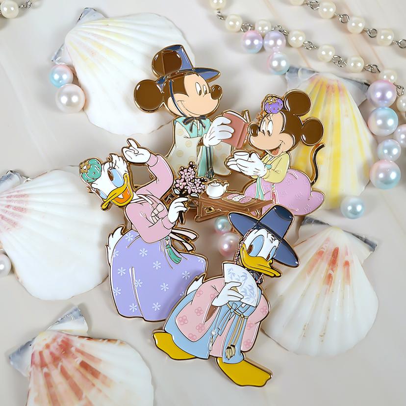 미키와 친구들 금속 단면뱃지