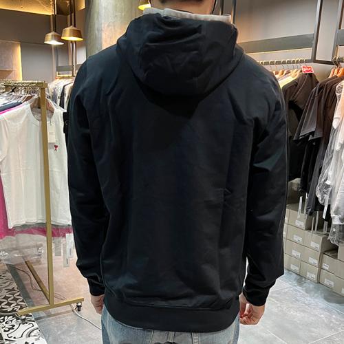 배너8