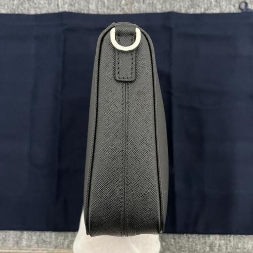 배너7