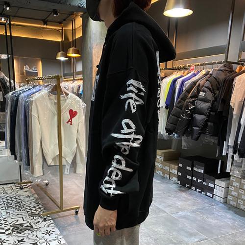배너8