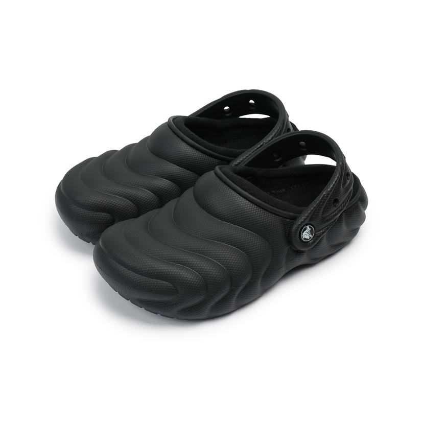 크록스 클래식 라인드 오버퍼프 클로그 블랙 210059-001