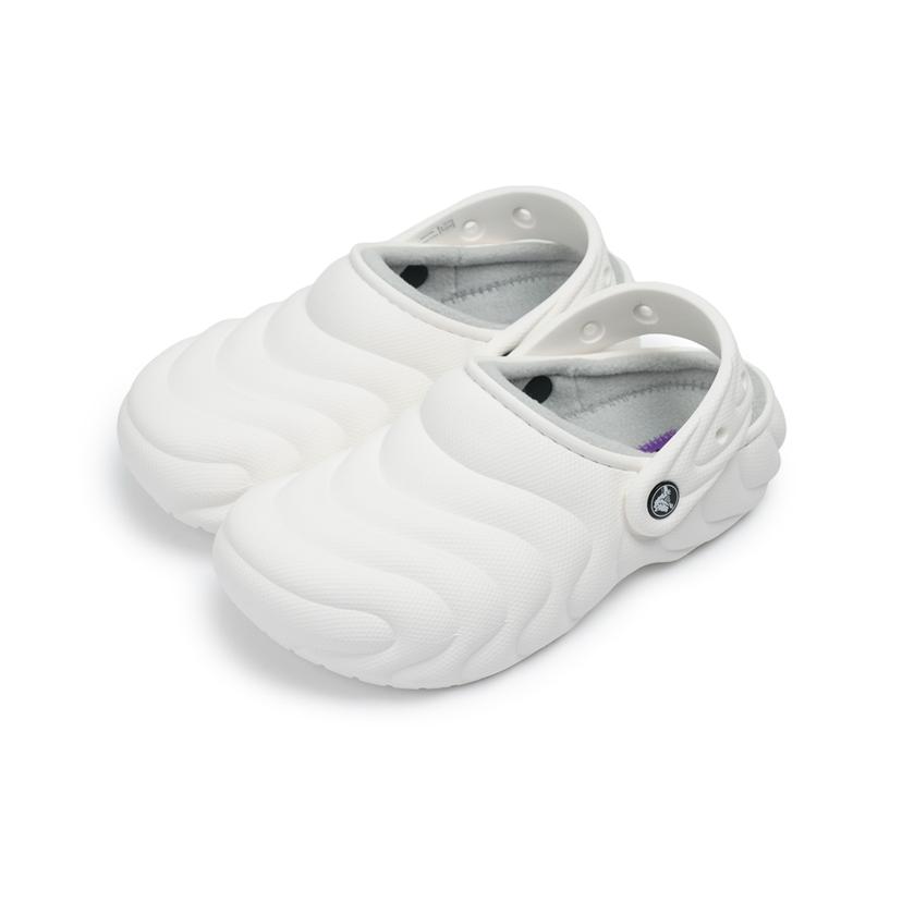 크록스 클래식 라인드 오버퍼프 클로그 화이트 210059-100